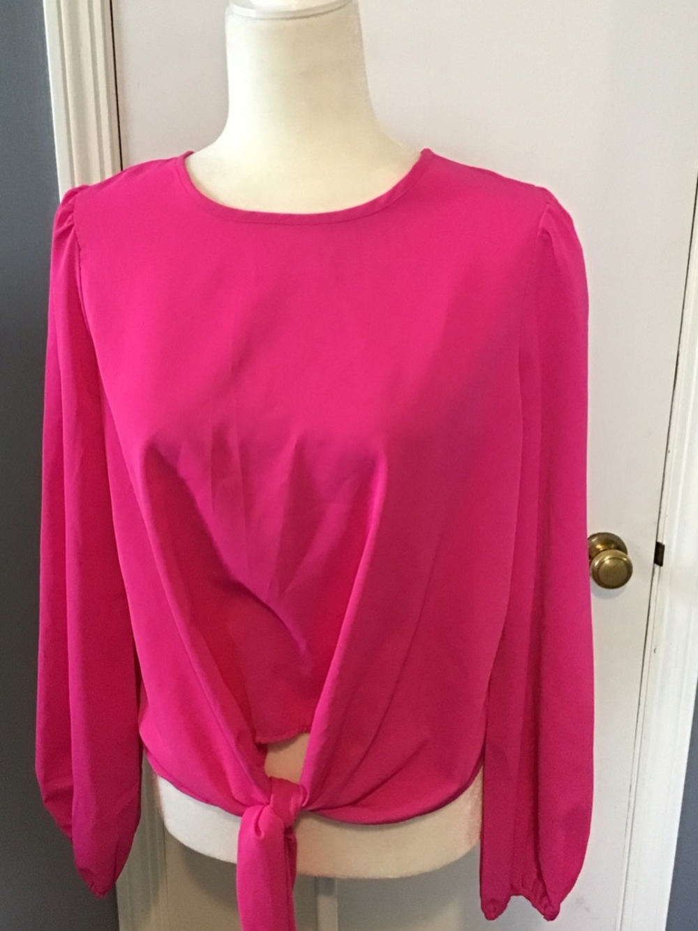 Women’s Fuchsia Tie-Front Long Sleeve Top